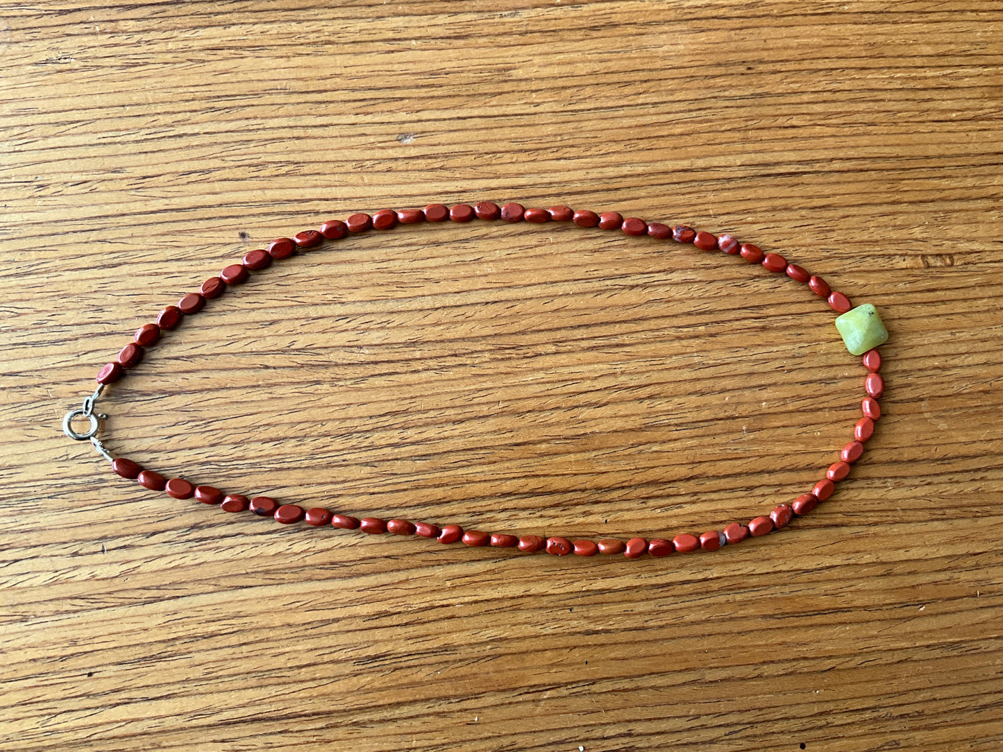 Green aventurine and red onyx beads necklace