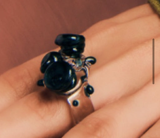 VOLD Weirdo Ring