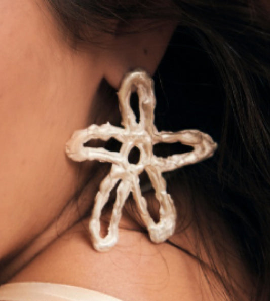 VOLD Flower Earrings