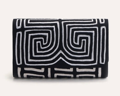 Guna in Black Baguette