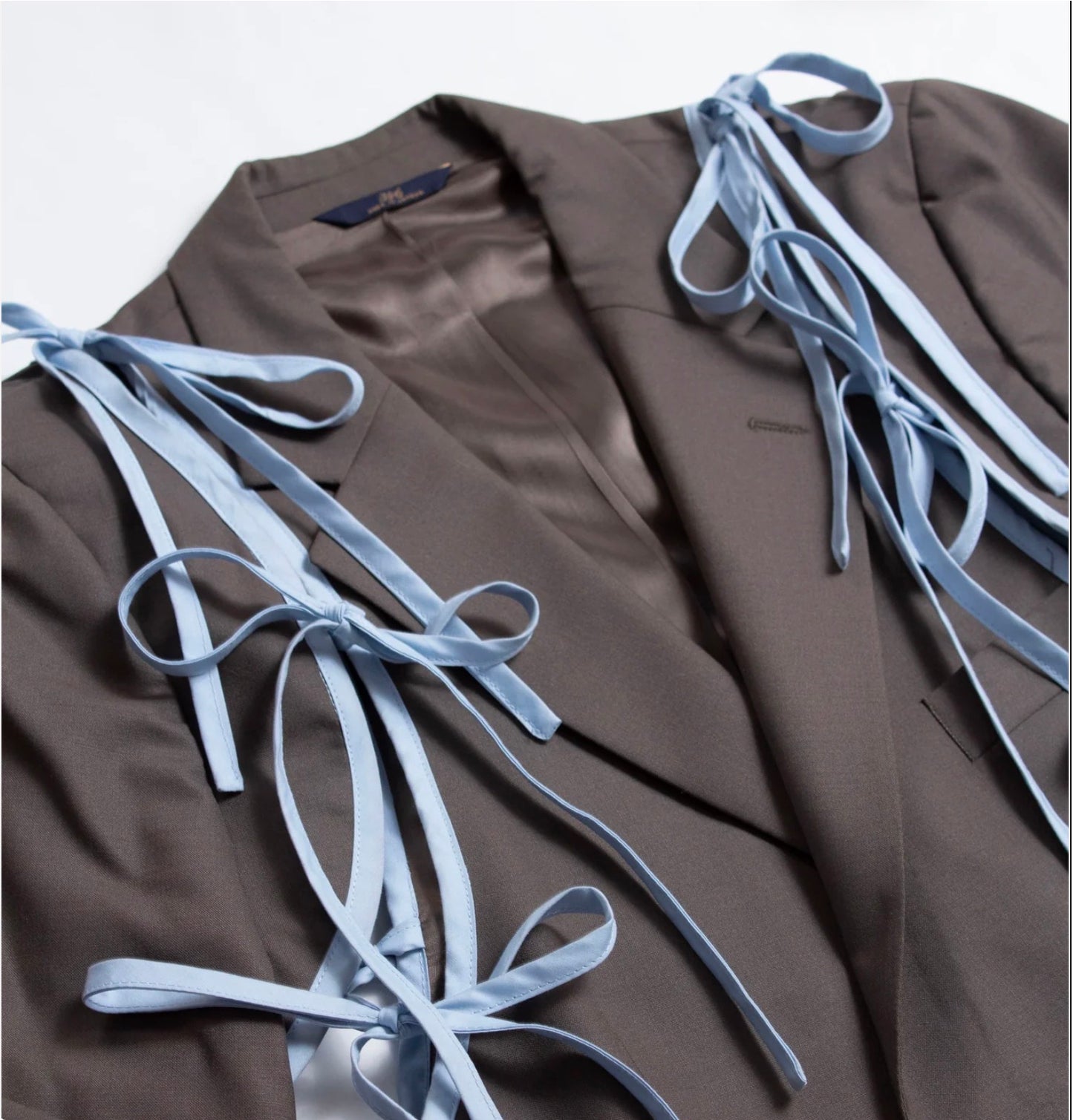 Apron Crop