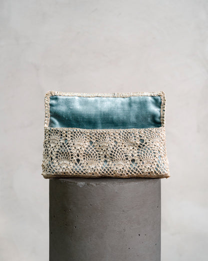 Pineapple Clutch - White Gold and Turquoise Lining