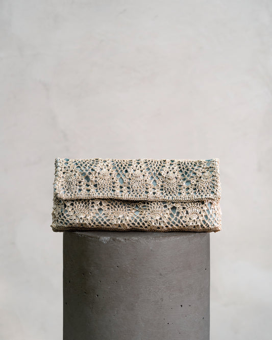 Pineapple Clutch - White Gold and Turquoise Lining